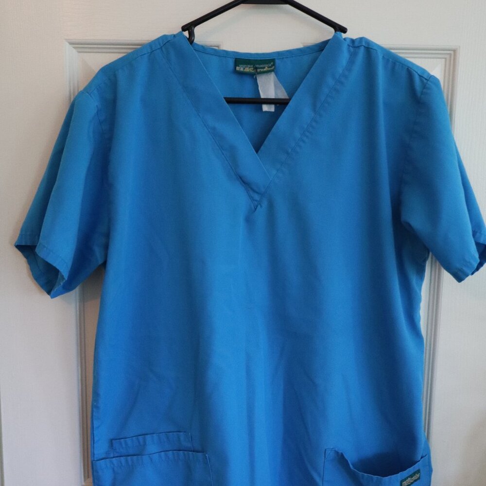 Bright Blue Uniform Advantage Scrub top V neck M/L